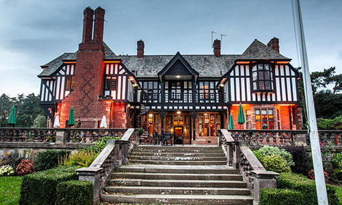Ellesmere Port fun casino for wedding entertainment at Inglewood Manor